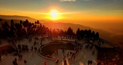 पर्यटकले भरिभराउ इलामको अन्तु डाँडा, पर्यटकीय पूर्वाधार निर्माण